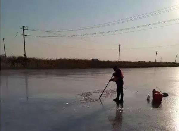 河北華清采測(cè)分離隊(duì)伍戰(zhàn)寒潮，保證完成環(huán)保總站任務(wù)！